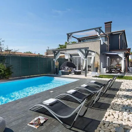 Evita Casa de Férias Poreč